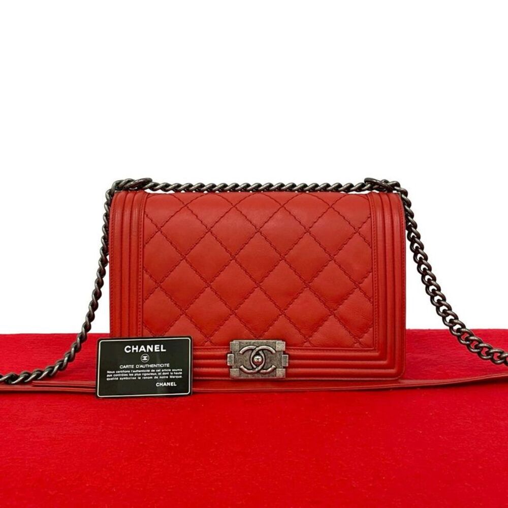 Chanel Boy Chanel Leather Shoulder Bag